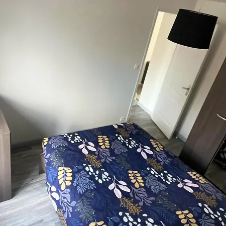 D'une Avec Wifi A Flers Апартаменты *